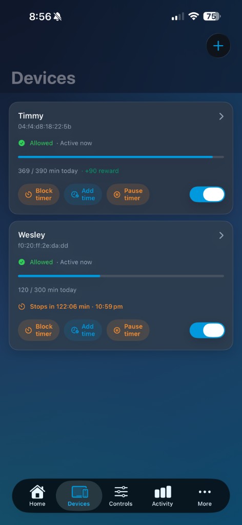 Scree companion app Devices screen with per-child time limits and toggles